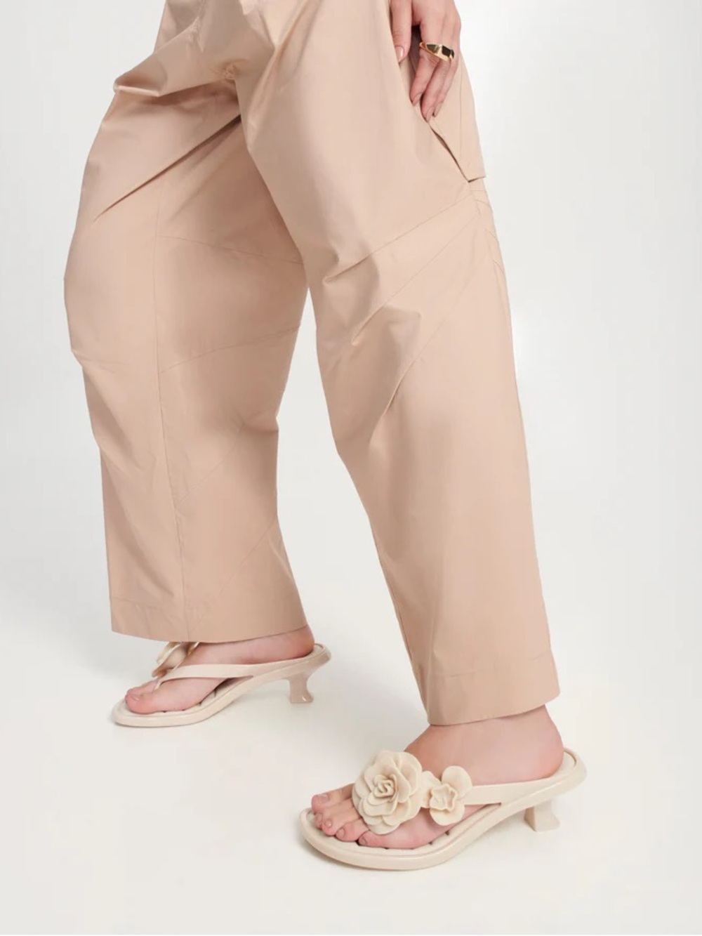 Melissa Kitten Heel Petals Thong Mules - Picture 4 of 4